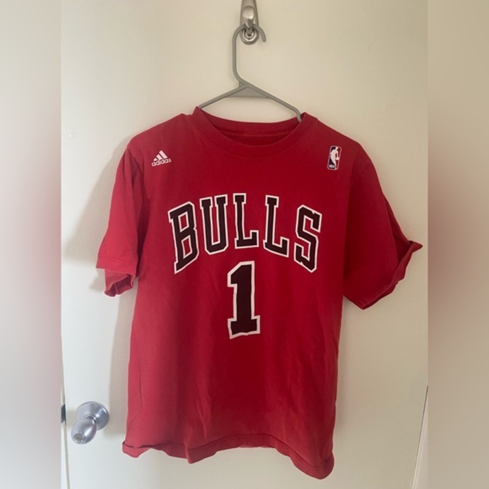 Vintage Derrick Rose Chicago Bulls Shirt